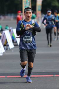 BIB: 0800
                            <button type="button" onclick="openModal(5247171)" class="btn btn-primary btn-sm float-right btn-popup" data-toggle="modal" data-target=".modal-high-quality">
                        <i class="fas fa-shopping-cart"></i> Add to Cart
                    </button>
                                            <button type="button" onclick="isThisMe(5247171, true)" class="btn btn-success btn-sm float-right btn-popup btn-isme hidden" data-toggle="tooltip" data-placement="bottom" title="นี่คือรูปของคุณใช่ไหม คลิกที่นี่เพื่อเอาเข้าอัลบั้ม">
                        <i class="fas fa-plus"></i> Add to album
                    </button>
                    <button type="button" onclick="isThisMe(5247171, false)" class="btn btn-warning btn-sm float-right btn-popup btn-isnotme hidden">
                        <i class="fas fa-ban"></i> Remove from album
                    </button>